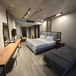 Amr Hotel - Durres